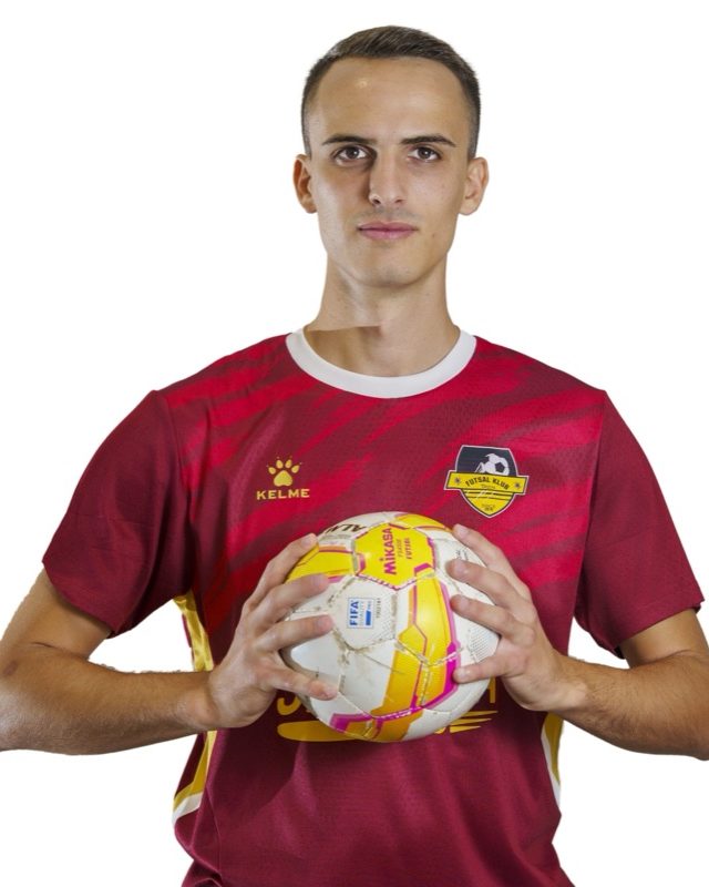 Dino Bećić